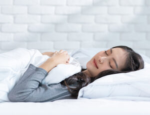 西葛西駅徒歩5分の歯医者、木村歯科医院で、歯ぎしりや食いしばりは自力で治せる？対処法や治療法を解説